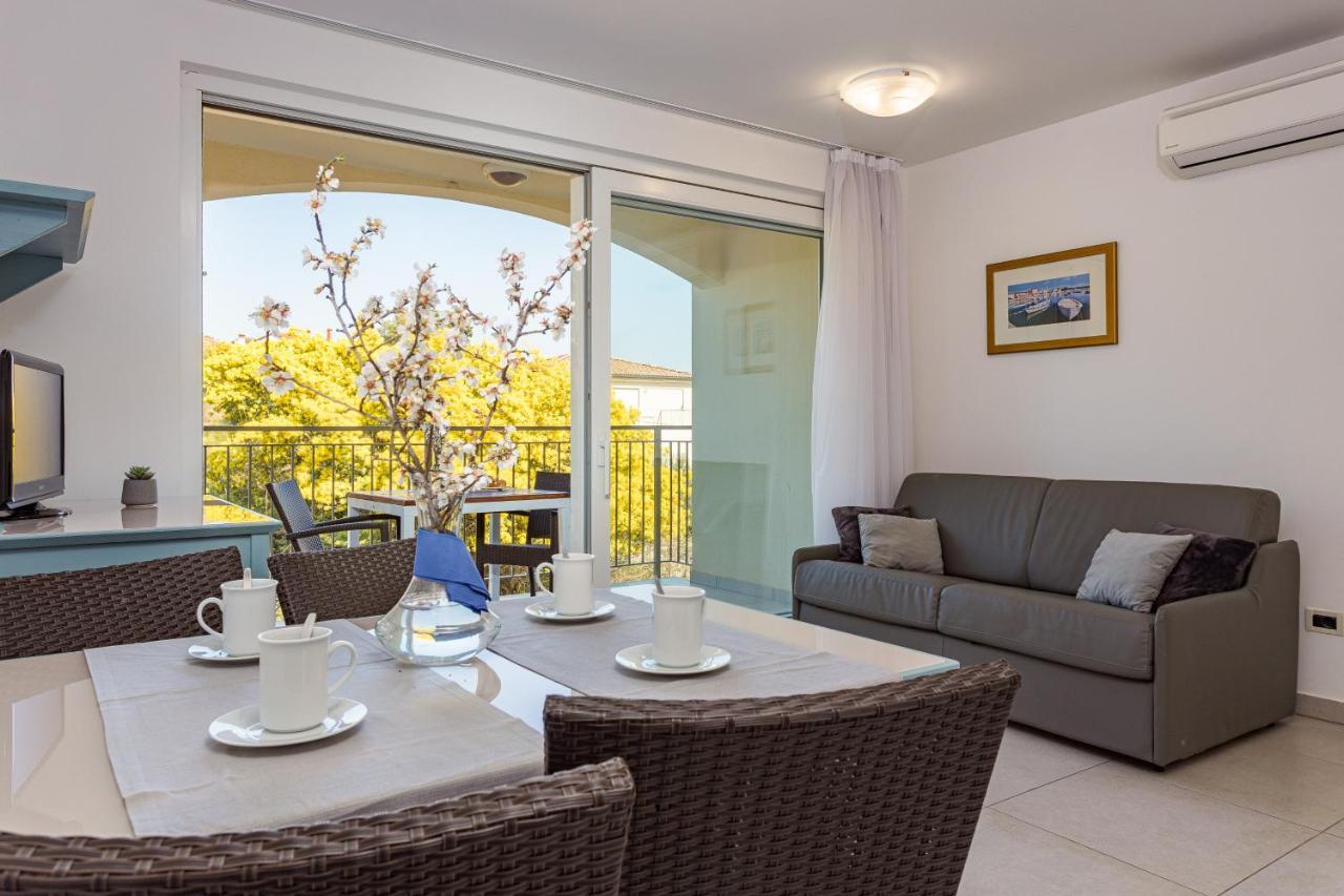 Residence Superior Del Mar Баньоле Екстер'єр фото
