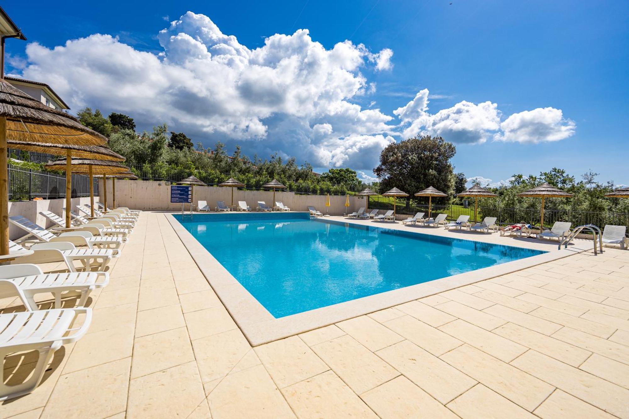Residence Superior Del Mar Баньоле Екстер'єр фото